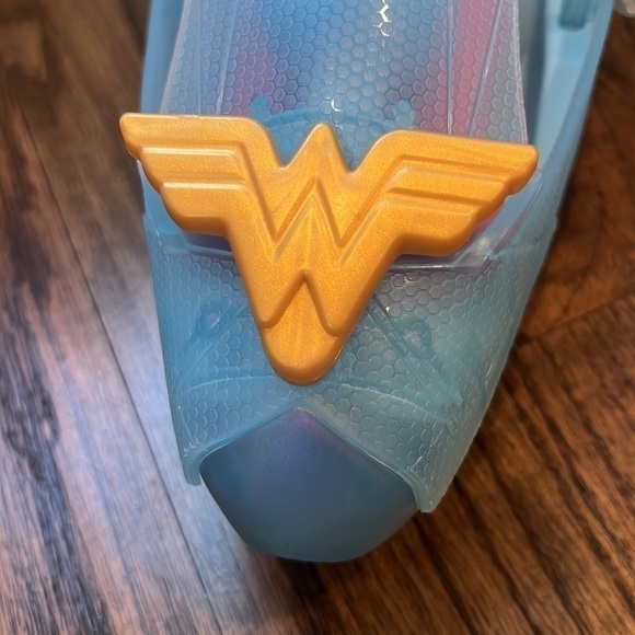 DC Super Hero Girls Wonder Woman & Invisible Jet Dolls 19.0 inches tall - Picture 14 of 17